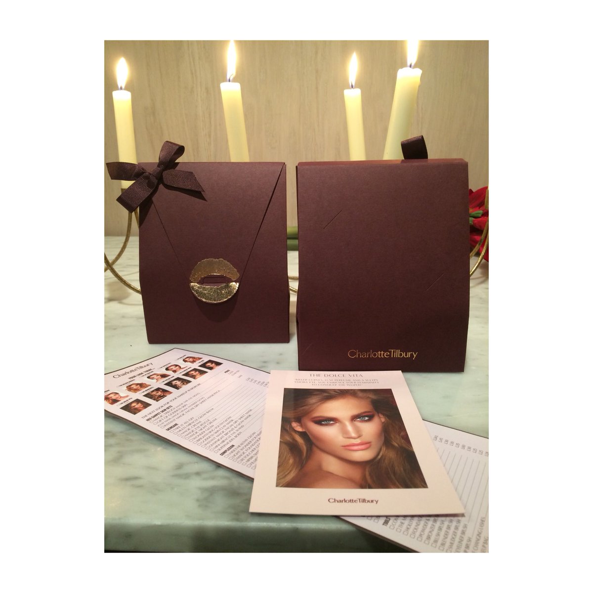 Red_RussianLT's tweet photo. Book ‘Make Me Over’ and enjoy a fabulous Make up masterclass @MenagerieMCR. 
Hosted by the amazing artists from Charlotte Tilsbury, in the private dining suite, learn all about new trends, tips and techniques and have a mini makeover on the day. #engagedladies #brides #bridesmaid https://t.co/IDxL5xEHm5