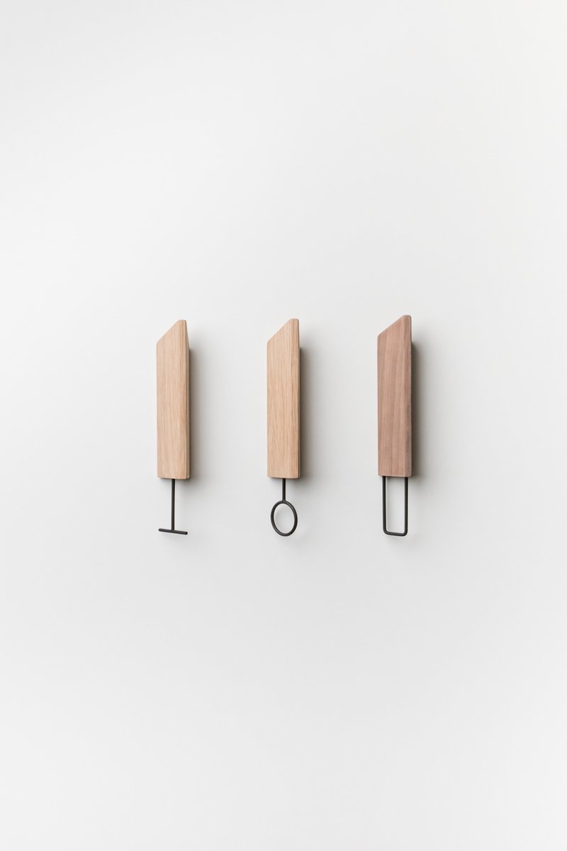 ParalelExpo's tweet photo. LOU | Colgador de pared
Sergio Navarro &amp; Josué Sáez Martinez
@ParalelExpo X @Omelette_ed
Fotografía: Cáñamofilms https://t.co/Ty3o72NmuW