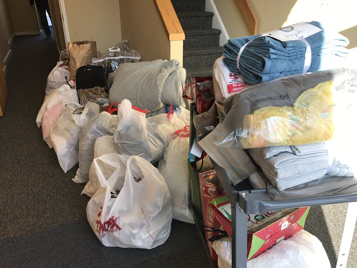 LinensOfLove's tweet image. Keep the donations coming!!!! So grateful for the continuous support and generosity from all those who donate! Contact us today if you have any items you would like to donate or for more information on ways you can help and get involved!! linensofloveinc.org