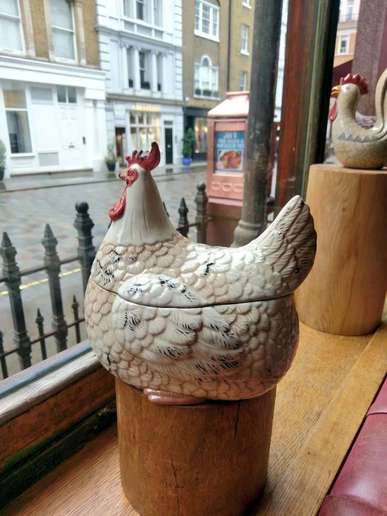 OK <a href="/FriedChickenLDN/">Joe's Southern Table</a> One last time here let's do this 😢

Your food is the  perfect way to cheer up a rainy ☔ Thursday in #London

#Feelslikehome