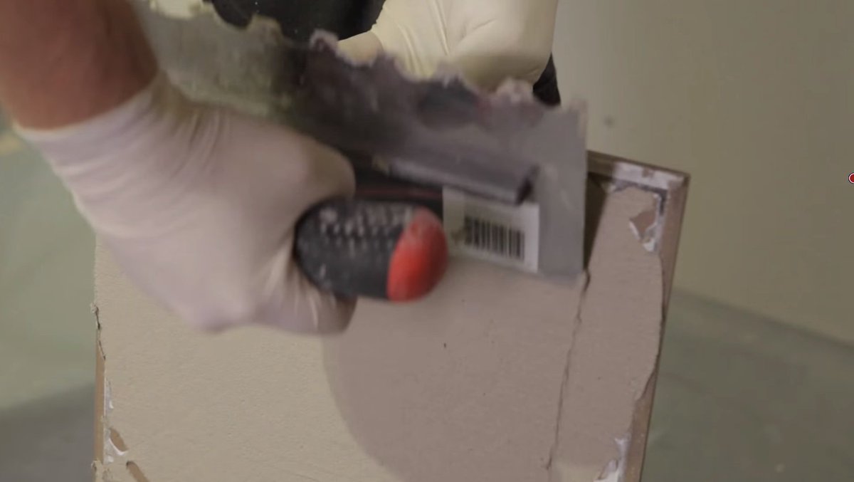 #TuesdayTip - When #tiling with large format or natural stone, we always recommend back-buttering with adhesive to ensure appropriate coverage is achieved!

#tradetalk #tradetips