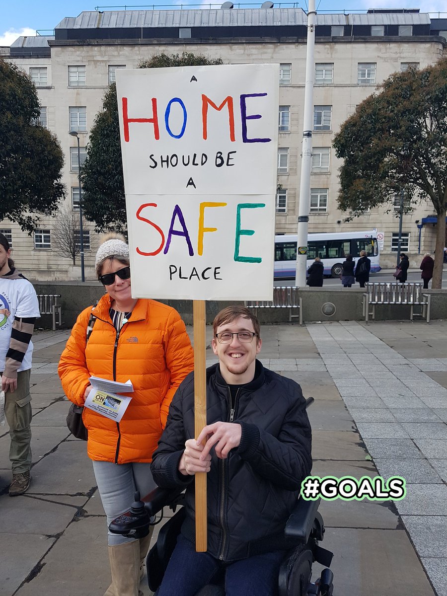 hannahrmcgurk's tweet photo. Had a great day today, partaking in a peaceful protest against the abuse faced by disabled people in institutions.
#AutismAwarenessWeek #OneOfUs
#5YearsForward
With @tharris113, @LoomesGill, Steve, @luke_aylward, @Wajata, @DrJamesMcGrath https://t.co/LCgyogcgc0