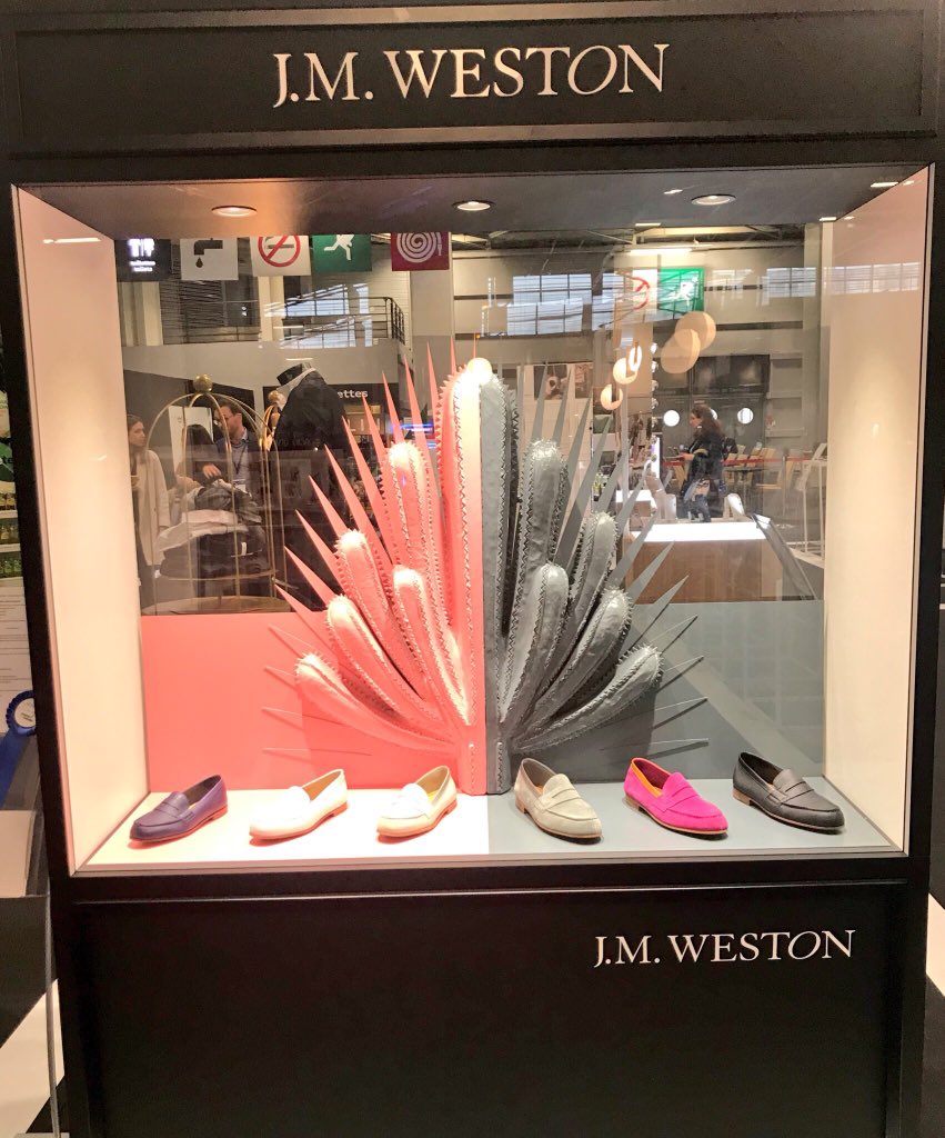 MiraneDooh's tweet photo. Valoriser l’assortiment produits en magasin #MPV2018 #MPV18 #PLV #Retail @MPV_POPAI https://t.co/gGOXmAN6k4