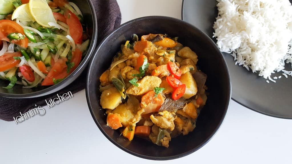 Tahmimskitchen's tweet photo. Thursdays happiness. nothing mixes better than a delicious dish of #mixveg #lunchtime #salad #veggiemix #vegfood #allinone #cravings4veg #foodlover #foodpost #foodforlife #foodgasm #foodforfuel #homemade #tahmimskitchen #foodphotography #foodblogger #instafood #cookingislove https://t.co/VkkWFFoSe2