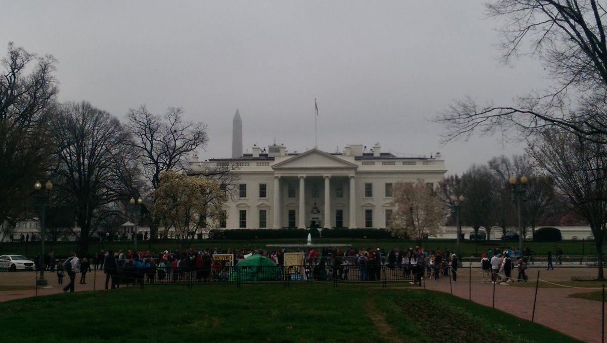 jroseberry85's tweet photo. #wildcatsinDC at the White House https://t.co/SH21F4Qgwb