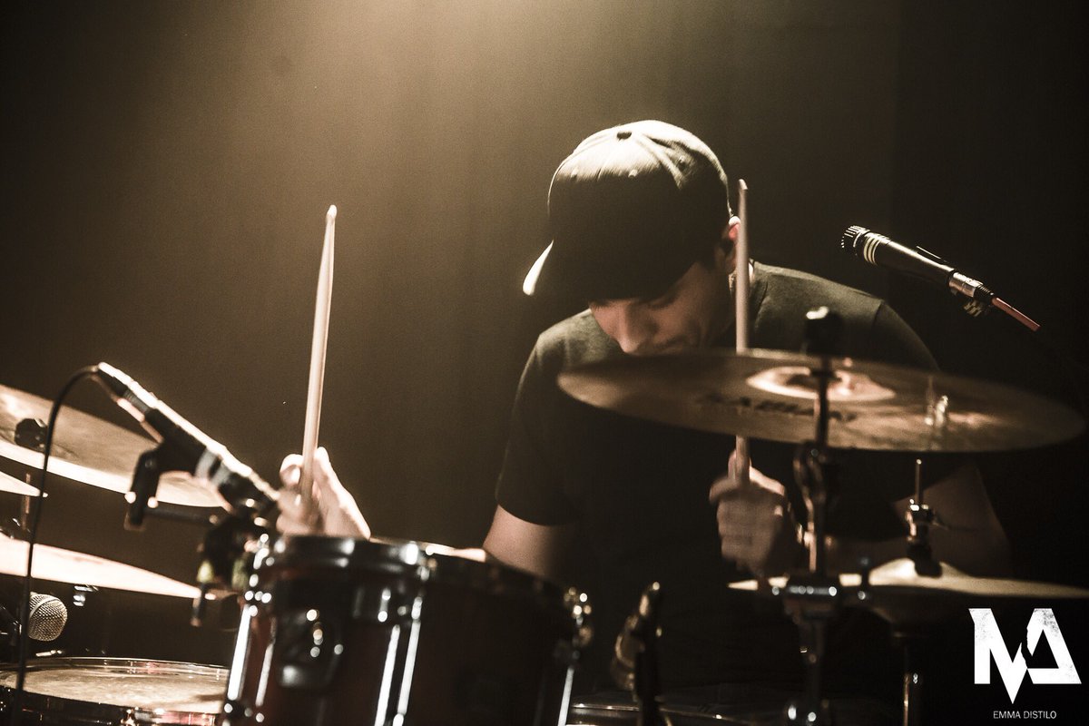 Mathagonia's tweet image. Muy feliz cumpleaños a nuestro hermano, amigo y baterista @matiasjquinteros 🥁 🎂🎈Que seas muy feliz. Te queremos! #Matha