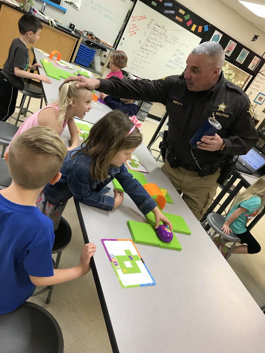 EES_Mustangs's tweet image. Kindergarten Club Day
#kinderscancode