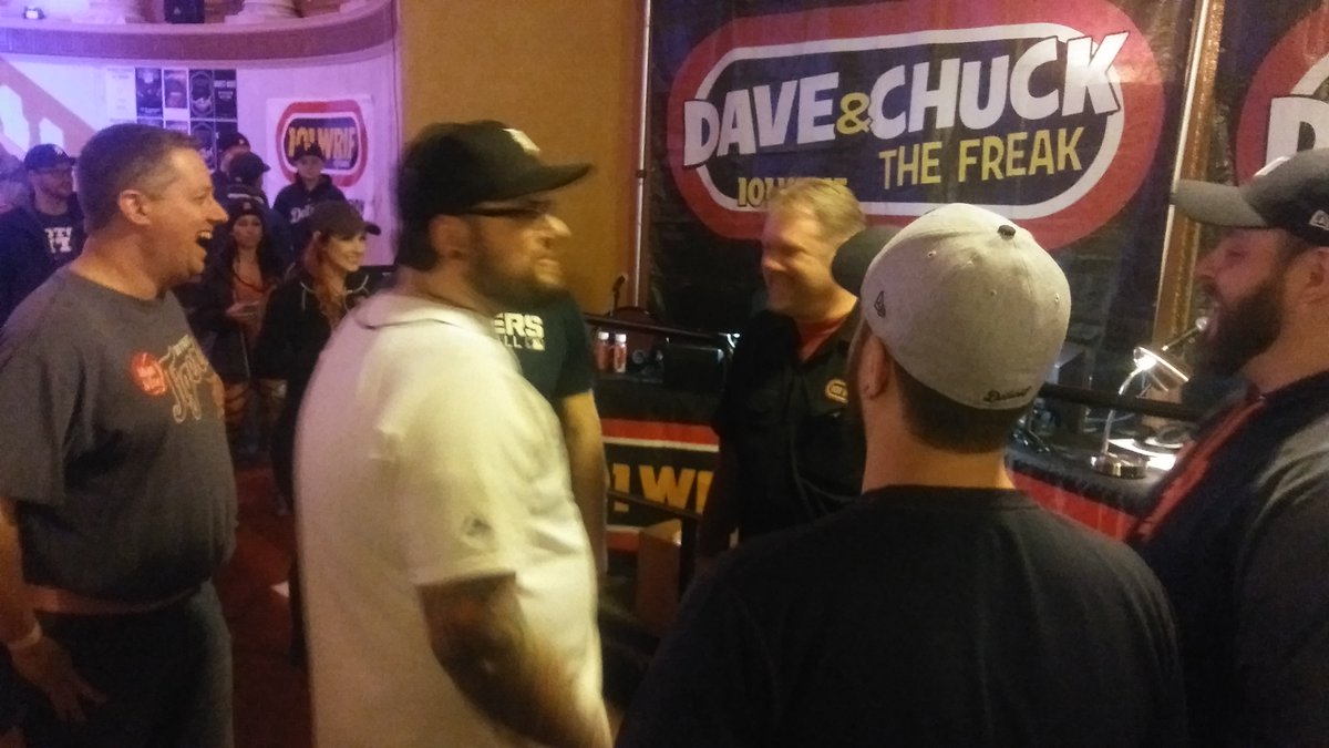 underworldimage's tweet photo. Getting ready for the contest
Dave and Chuck The Freak
#DaveAndChuckTheFreak #Fillmore #Tigers #Nopening
@DaveandChuck @WHOtheFisJC @jasonthejooPS https://t.co/eEa9xOMv2R