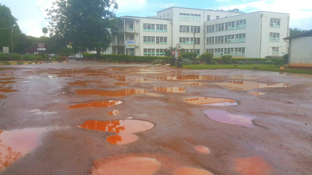 Sad state of things
After the rains- Mbuya Nehanda maternity hospital at Parirenyatwa group of hospitals #Harare