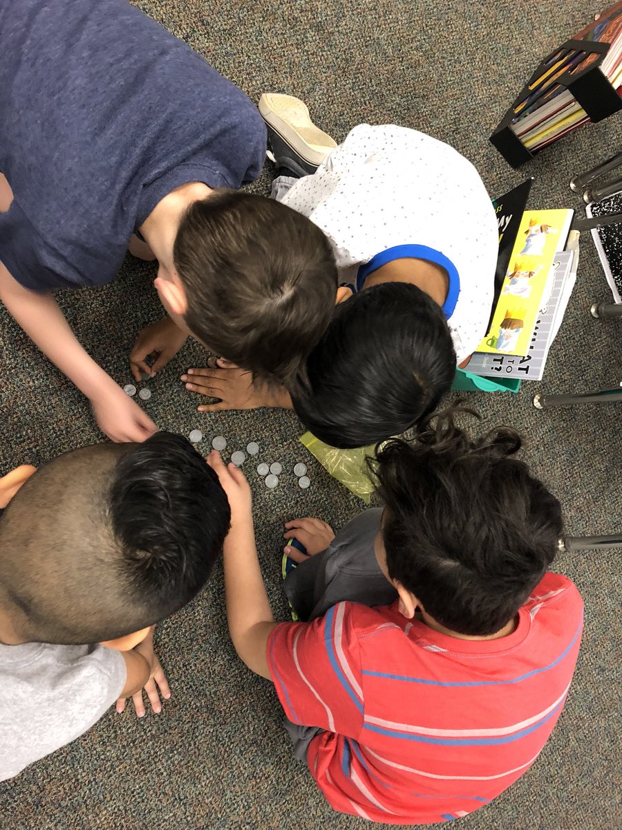 SalemElementary's tweet photo. Who can use money? Ms. Tuggle’s class can! Teams working together to use the fewest coins...”We need to organize them so we don’t get confused” -S leader (I wish I did that in my pocketbook!) #communication #collaboration #soundreasoning #lifeskill https://t.co/aGGWvOfY5f