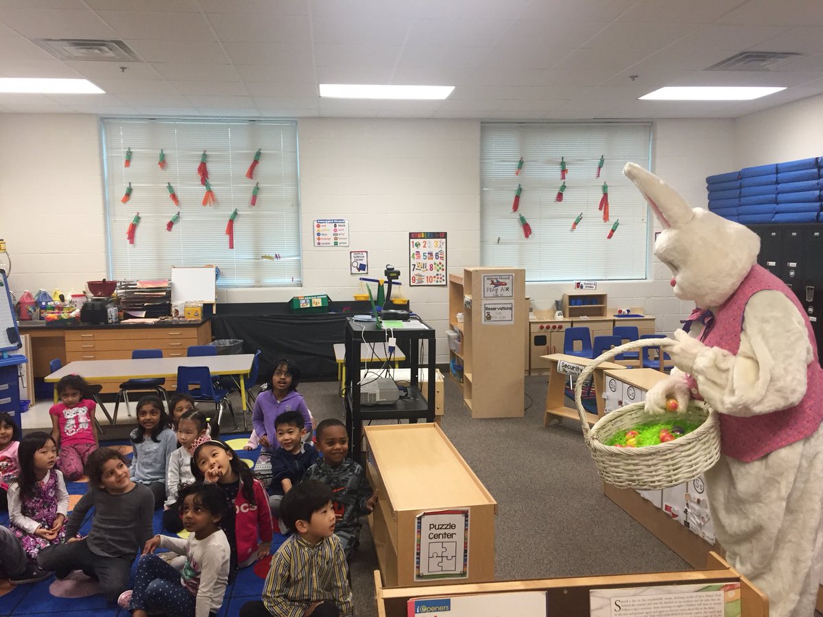 JLayneWhite's tweet photo. The things we do for our students! @MrsTPKPeeps learned about bunnies this week, so naturally Mrs Oler dressed up for the culminating activity! #whenbookscometolife #workhard #playhard #CRErocks #LISDthrive https://t.co/WMxVQyDBvs