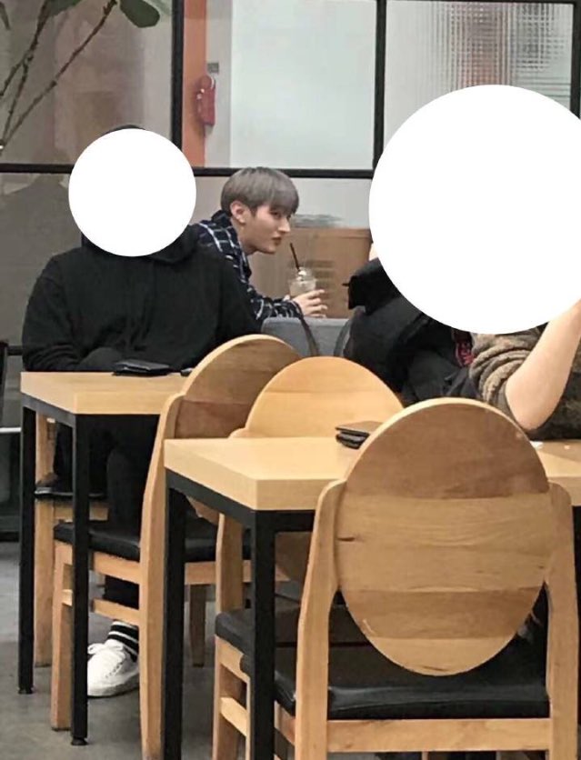 ricecat_js's tweet photo. วันนี้พี่จีซองกินข้าวที่โรงอาหารมหาลัยด้วย https://t.co/NZqQIT9ejm