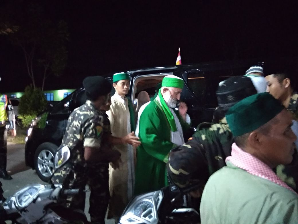 Kazimar22's tweet photo. Masukkanlah kami &amp; keturunan km dlm golongan org Sholeh hingga diakhirat nanti Ya Allah. Amin. #BanserPenjagaNKRI #BanserMenginspirasi #Banser #BabelBerkah https://t.co/R8hrEU6q1i