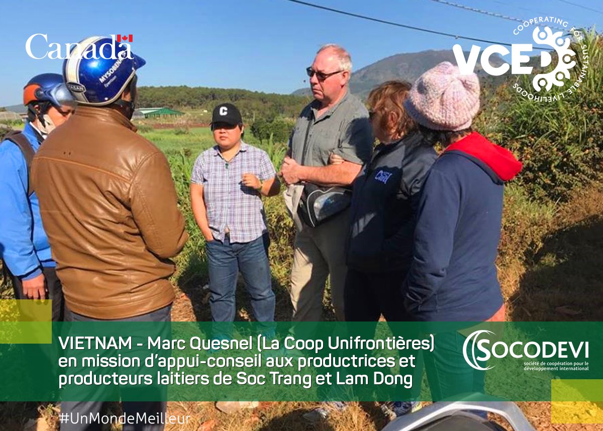 SOCODEVI's tweet photo. Marc Quesnel, producteur laitier de La Coop Unifrontières, a partagé son expertise avec les familles œuvrant dans la production laitière au #Vietnam afin de les aider à optimiser leurs pratiques #UnMondeMeilleur #InterCoopération #VCEDProject @LaCoop_federee https://t.co/8MOqYYq9YR