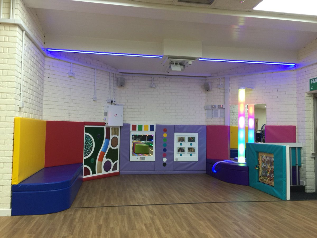 Sentequk's tweet photo. Fabulous transformation of the #sensory wall at #colchesterlibrary @Essex_ICE
Enjoy ๐ https://t.co/huQHR7sse4