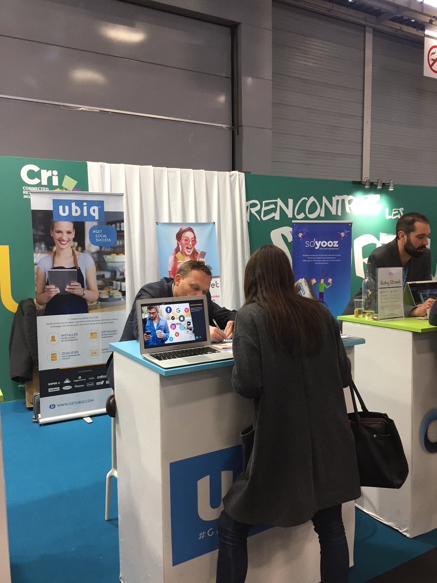 hyperspread_app's tweet photo. C'est votre dernière chance pour nous retrouver au stand H73 @MPV_POPAI ! Venez vite, il vous reste un peu moins d'une heure pour découvrir nos deux dernières fonctionnalités qui aident les retailers et franchisés à gérer leurs réseaux sociaux 😀🛒 #mpv2018 #getlocalsuccess https://t.co/pAM8k8PwiU