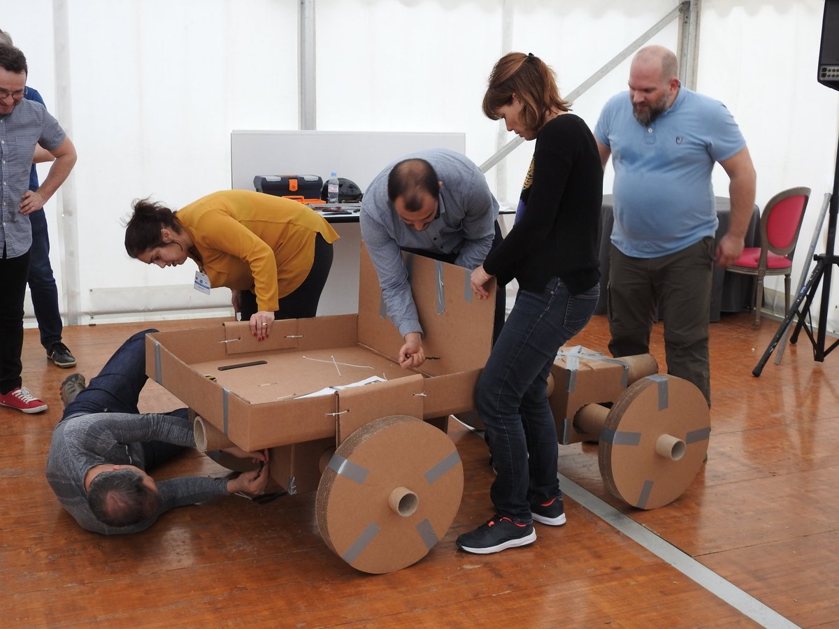 MasDesSables's tweet photo. Activité de team building sur mesure proposée par Autreman production @LaurentOuillet  pour le séminaire @STEFGroup au @MasDesSables #teambuilding #séminaire #incentive #masdessables #Camargue https://t.co/YWqXirrn6J