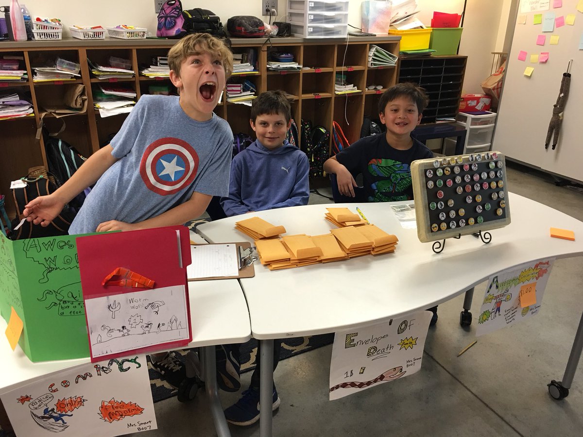 3rdsmarties's tweet photo. Market Day!!! We are open for business! These producers are going to make a good profit! #sycaMOREyr1 https://t.co/8dmG923udK