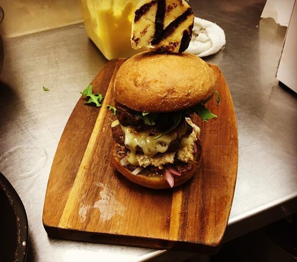You RICOTTA GET IT!
#peiburgerlove #charlottetown #PEI