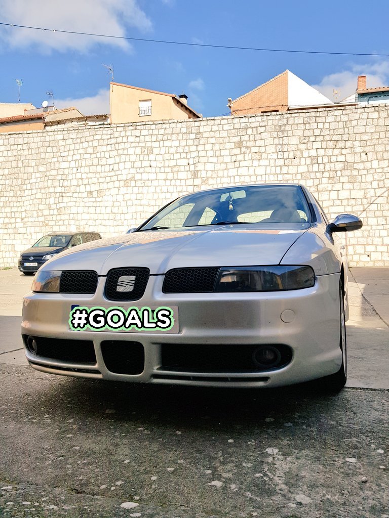 albrazolam's tweet photo. EL BICHO❤🚘 #SEAT #LEON #FR #150CV https://t.co/aYZmmqgXJ9