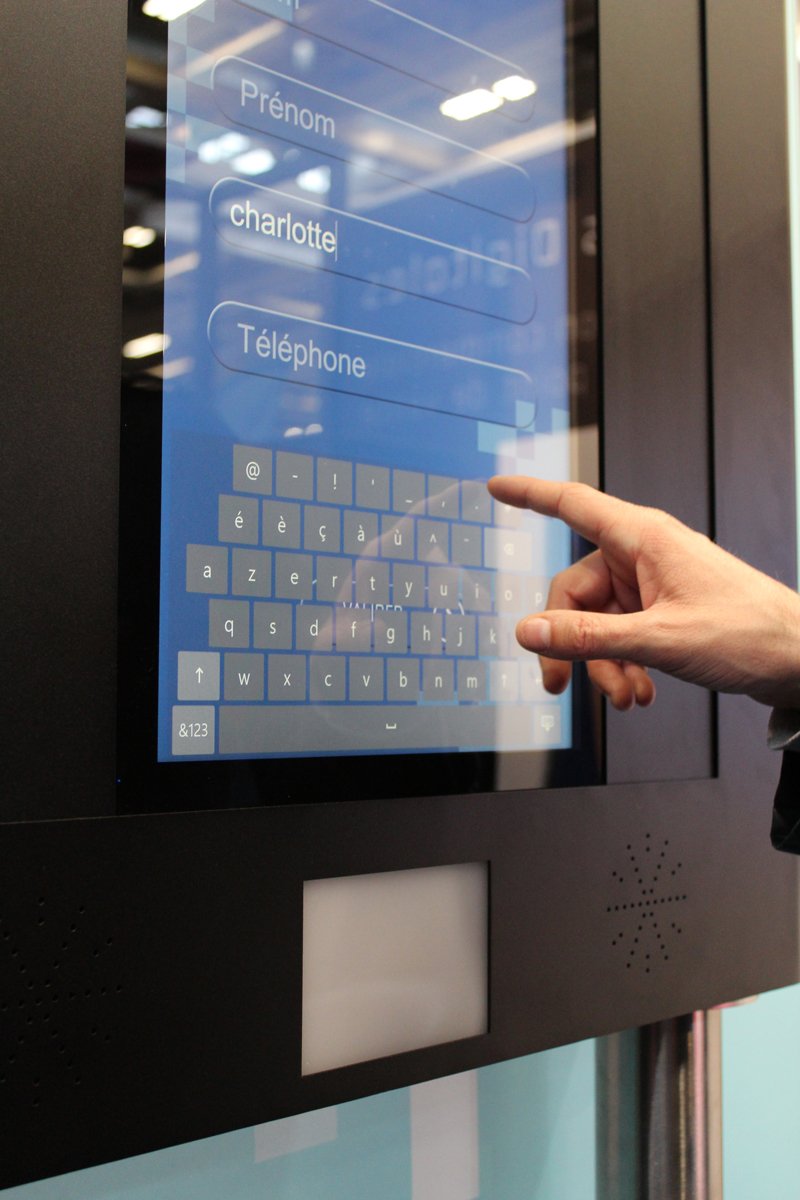 wizzfactory's tweet photo. [#MPV2018] Encore quelques heures pour tester les expériences digitales #wizzfactory de génération de trafic en PDV: Affichage digital interactif, animation photo, marketing digital... RDV au stand H94! https://t.co/UHIg0wkADV @MPV_POPAI @ReedExpositions #ExperienceClient #retail https://t.co/wo1QQAFCxJ