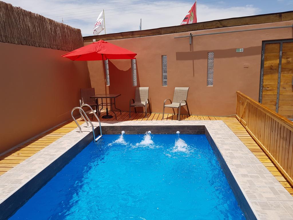 VicunaLodge's tweet photo. #VicuñaLodge se encuentra en #SanPedroDeAtacama, a 400m de la calle principal, y ofrece 6 habitaciones. Hay WiFi gratuita en todo el recinto. El establecimiento cuenta con terraza y piscina al aire libre! Reserve ahora WhatsApp +56 9 5222 283 / E-mail: vicunahostal@gmail.com. https://t.co/Hj8QkIipK0