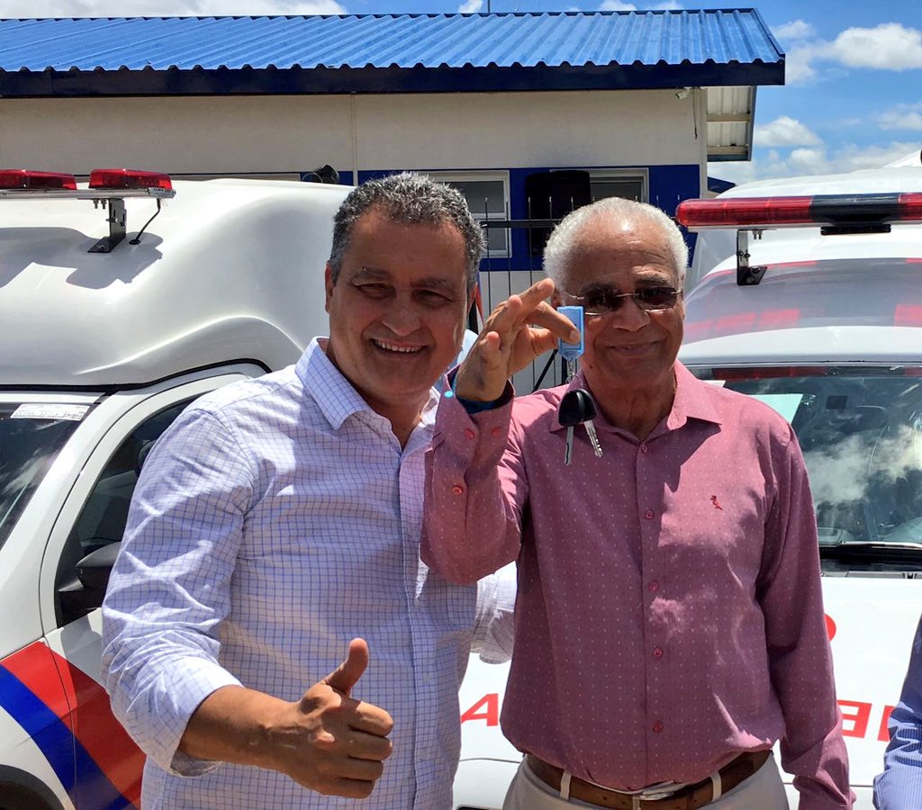 costa_rui's tweet photo. #MaisSaúde! Ambulância para #Barra e #Angical 🚑🚑 https://t.co/5LDutGgXIJ