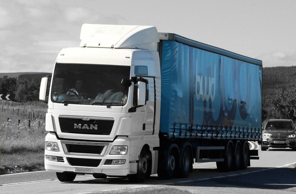BwdPreston's tweet photo. bwd are looking for Owner Drivers to join our ever expanding Core Fleet Operation.
🔹 7 Day Payment
🔹Own Dedicated Traffic Planner
🔹Trailer Hire Available
If you are interested in joining a rapidly growing, successful Transport Company contact us on 01772 610181
#bwd #CoreFleet https://t.co/InhJ7Z78vu