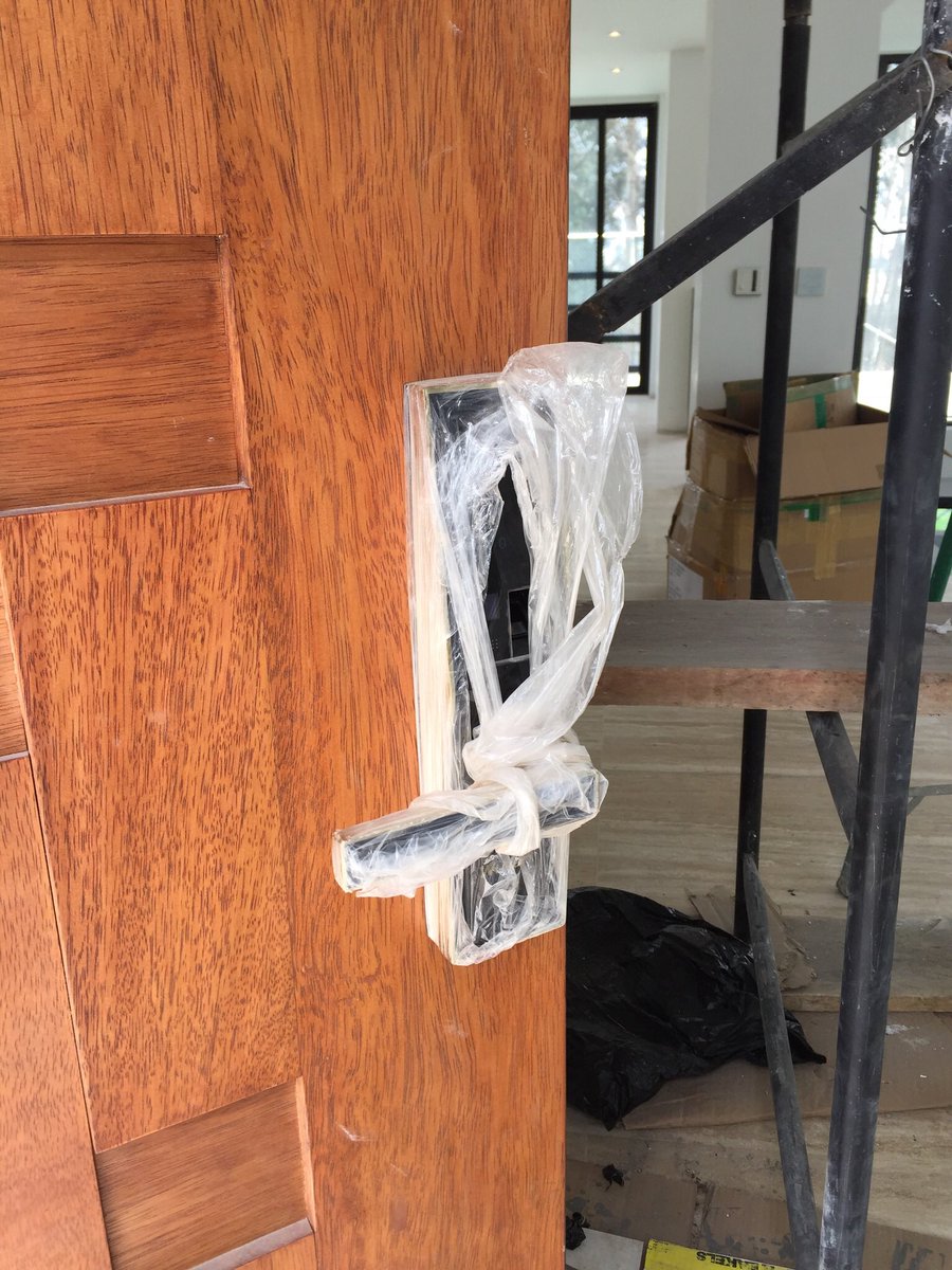 Domotike's tweet photo. Cada vez mas gente decide automatizar su hogar 🏠 queremos un #Quito inteligente 🤓 #casainteligente #smarthome #domotike #elcondado https://t.co/7Ev7Vaf5iV