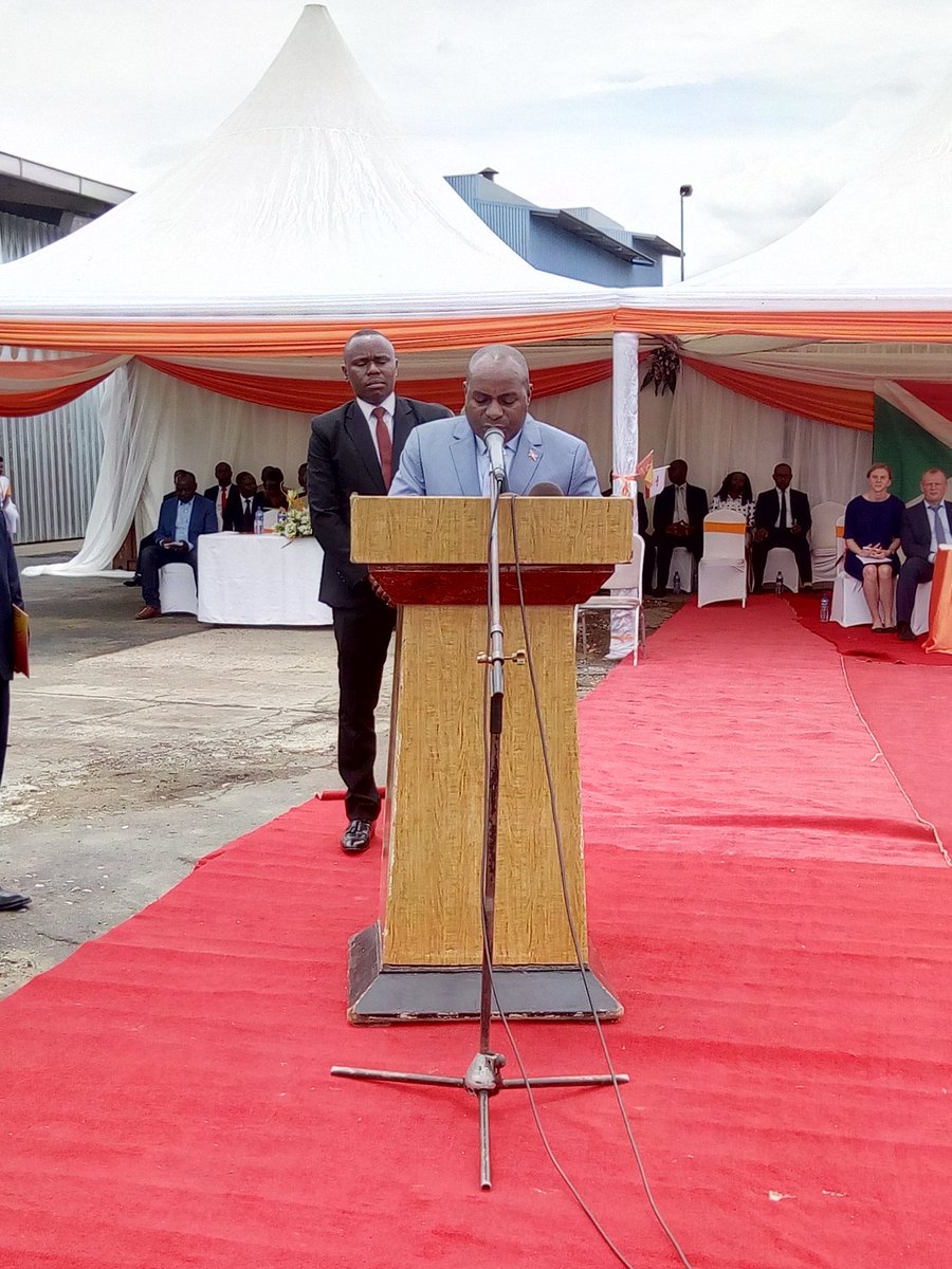 Ikiriho's tweet photo. .@ButoreJ: "L’ouverture officielle de #TLLINNO S.A est aussi une preuve que l’investissement sous forme de Partenariat Public Privé, est possible au #Burundi, avec cette fois-ci une version impliquant des entreprises publiques (#LISMA) côté Mordovie &amp; @Regideso_bdi côté #Burundi" https://t.co/aaxcnAlDbq