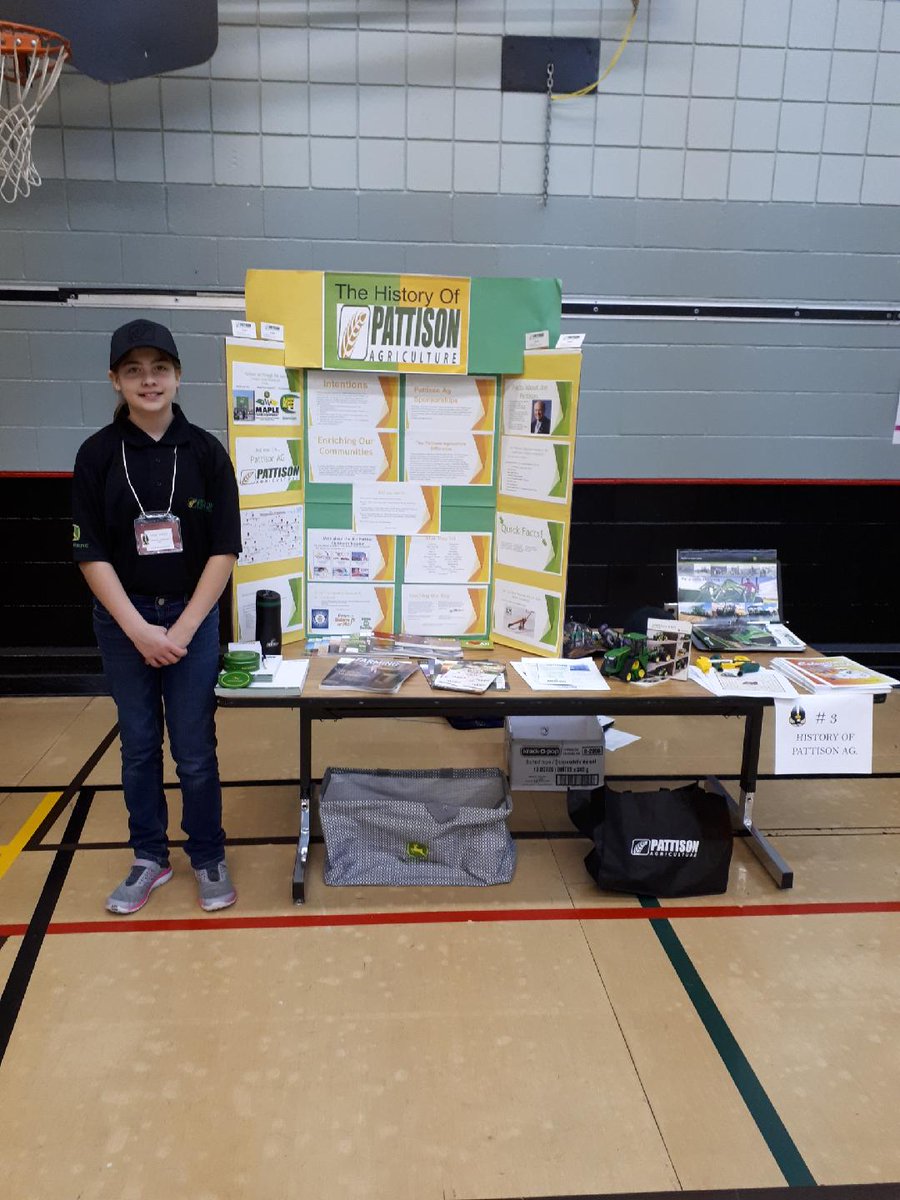 PattisonAg's tweet photo. Thanks to Yorkton's April Kohlert for sending us this picture of her sister Triniti.  To celebrate their school's Grade 6 Heritage Fair, Triniti created a display on Pattison Agriculture!  Excellent job Trinity and thanks April for sharing!  #PattisonInYourCommunity #Knowledge https://t.co/veNvufAen1