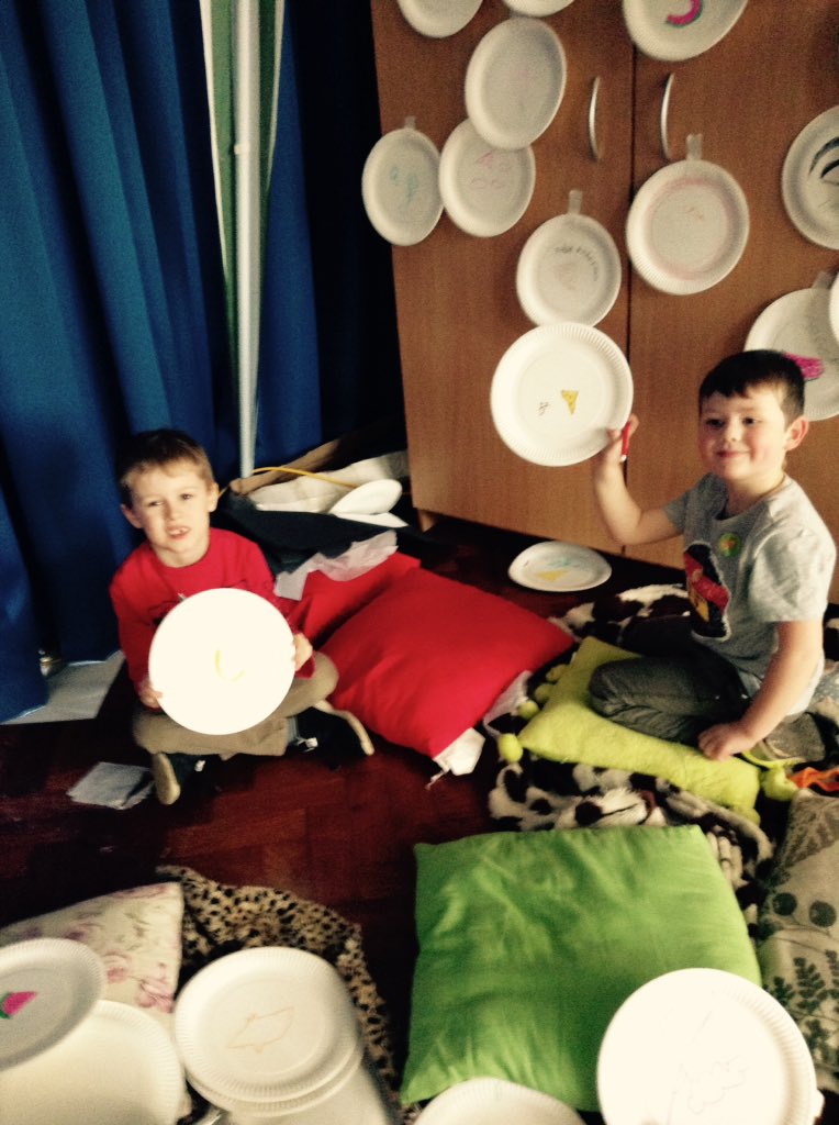Year1CLSP_CE's tweet photo. Enjoying prayer space @PrayerinSchools @stmstccls @ChesterleStCofE https://t.co/T4q0TEXSbP