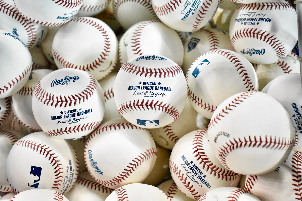 Yankees_Beisbol's tweet photo. El #PoderYankee comienza su misión en el 2018 al escuchar... 🔊 ¡PLAY BALL en Toronto! ⚾️ #OpeningDay
Sintoniza 📲 https://t.co/A6CrpkuuvB https://t.co/mB9NZhss1k