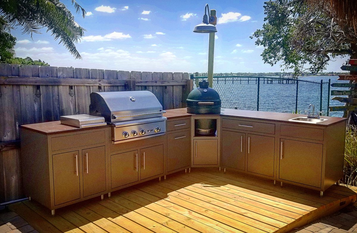 TheOKStore's tweet image. Thank you, Mr. &amp;amp; Mrs. Chaffin, for your purchase of a beautiful @challengerdesigns kitchen and #DeltaHeat 32" grill!  @twineaglesgrills #palmcoastsales #floridalife #grilling #outdoorliving