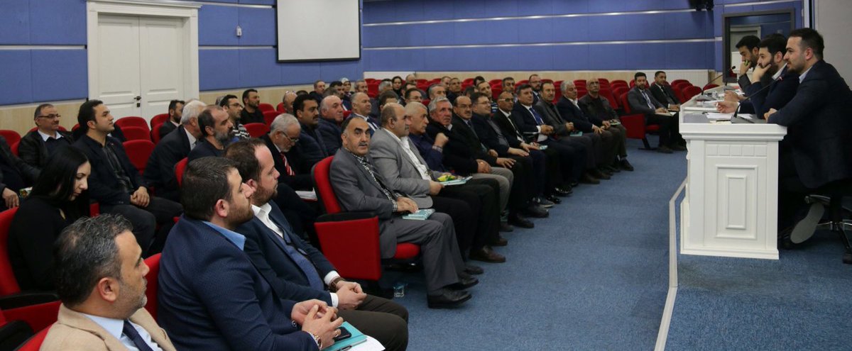 akyenimahalle06's tweet photo. Ak Parti Yenimahalle teşkilatı olarak, Ak Parti Ankara İl Başkanlığımızda  Mahalle Başkanları toplantımızı gerçekleştirdik. https://t.co/3Eg1HolVPr