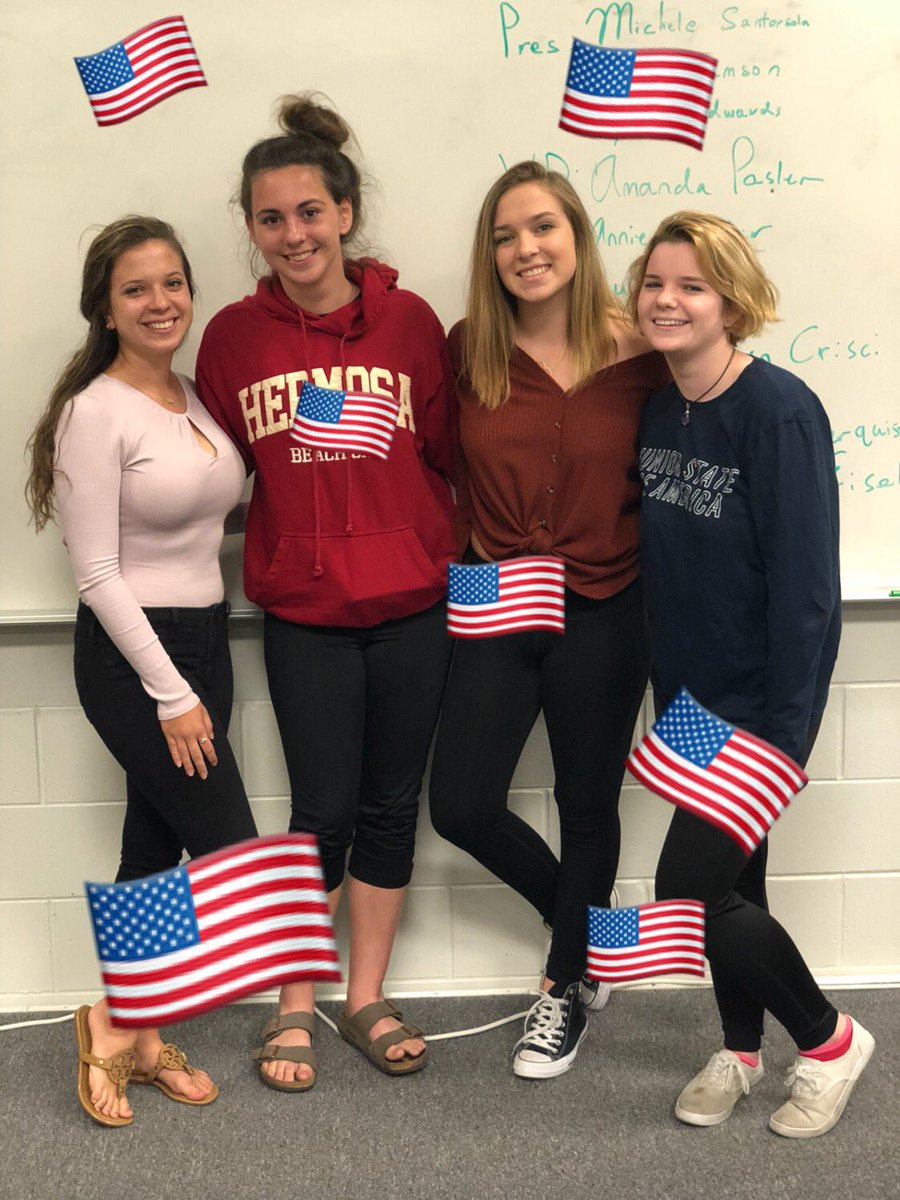 BarronJSA's tweet photo. 🇺🇸🇺🇸HERE ARE YOUR 2018-2019 JSA OFFICERS!!! HUGE CONGRATULATIONS TO THESE FOUR, AND THANK YOU TO EVERYONE WHO ATTENDED AND VOTED!!!! 🇺🇸🇺🇸 https://t.co/p7MnoiAQmg
