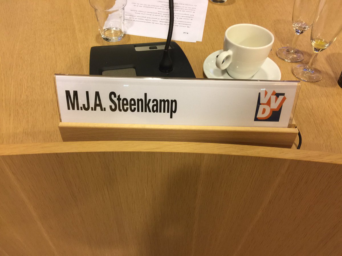 MaikSteenkamp's tweet photo. Vanavond was het moment daar, beëdiging als raadslid van de gemeente #Montferland - @raadmontferland @gem_montferland https://t.co/no4ZcNSIZ7