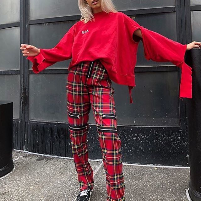 vtffashion's tweet photo. @ellebaness
•
•
•
#vintagethefestival #fashion #style #womensfashions #festivalfashion #festival #festivalstyle #fashions #instadaily #fashionblogger #fashionblog #trendyclothes #fashionzine #styleinspo #fashioninspo #bestlooks #fashiongram #lookboo… https://t.co/ZN985iFdAU https://t.co/1Z9wz9X0EL