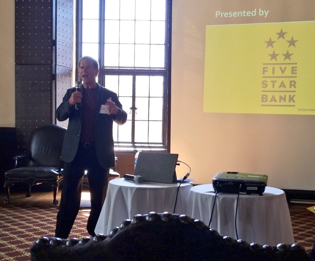 monetaventures's tweet photo. @markhaneybiz kicking off the Five Star Bank with companies and investors in Sacramento and the valley! @fivestarbank #FSBTANK https://t.co/xHYlfptYks