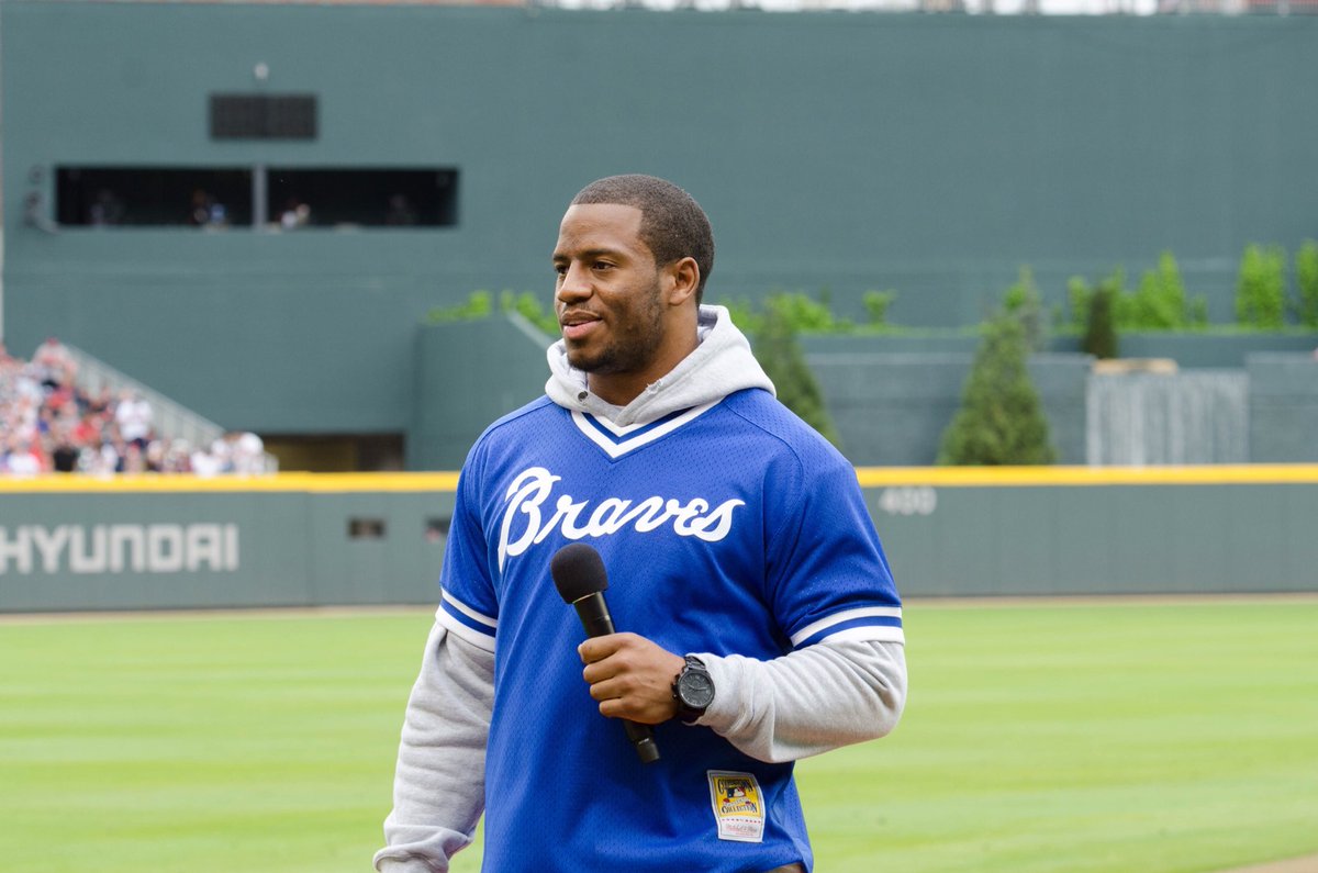 Braves's tweet photo. Welcome to @SunTrustPark, @NickChubb21! #ChopOn https://t.co/js4yzH7Zl3