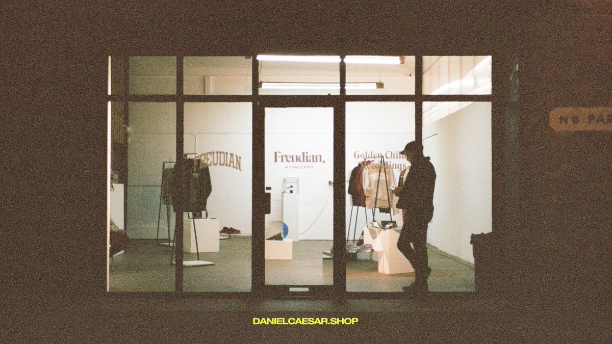 DanielCaesar's tweet photo. https://t.co/cVGWtHENnE 

LIVE NOW. https://t.co/kbod8HDv3E