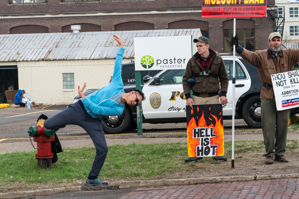 DontUFeelItToo's tweet photo. Tomorrow, Friday, March 30 at #PlannedParenthoodMN, experience dance as healing activism: https://t.co/w81U6Q4Rcq 

Join us from 12:30-2pm. Registration + more information on our website.

Thank you to @4castpublicart, @HeadwatersFdn and MRAC for support. https://t.co/PZUWbnz65g