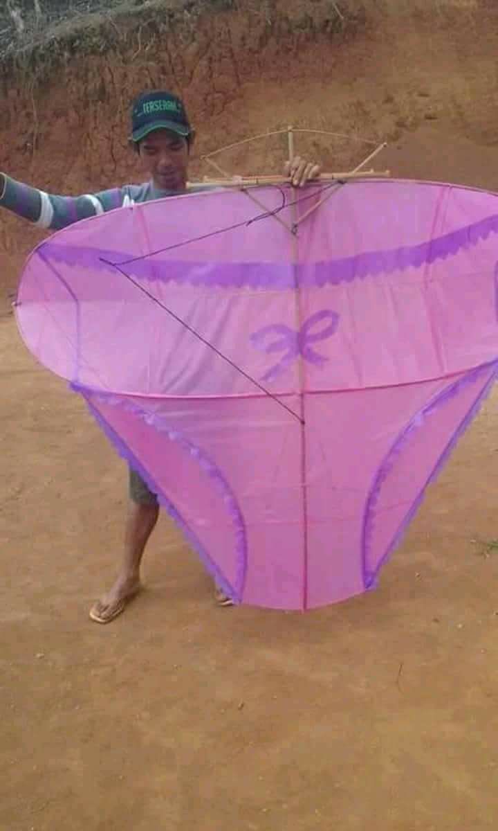 CrazyinINA's tweet photo. Indonesian kite https://t.co/aC8hlSomDU
