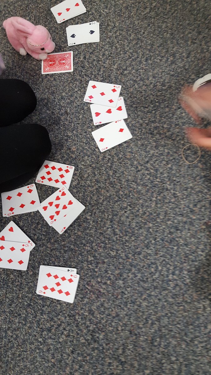 TaylorEvansPS's tweet photo. Grade 1/2 working hard on their #math #makingtens @UGDSBProgram @ugdsb https://t.co/9yhZgeFwKw