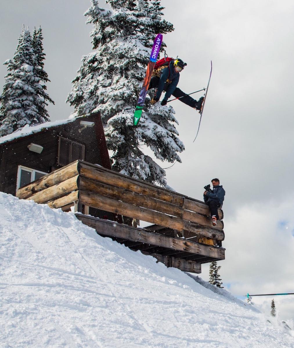 Sometimes you just have to jump off a building and throw down a good ol' Cossack. #hotdoggin #beyondthepowderhwy #rossland #explorebc #startshack #weareskiing Photo by @_ralphie_