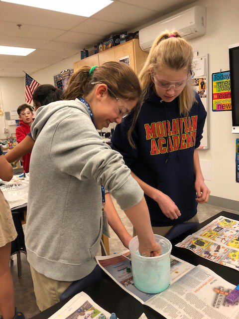 MoravianAcademy's tweet image. Slime Time! Learning about polymers, exploring different recipes for slime, having fun! #scienceisfun #afterschoolprogramming