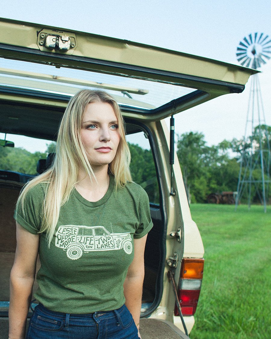 AntiqueArchNash's tweet photo. Lookin' out for that next Two Lane adventure! #americanmade https://t.co/vmriZV5QJB https://t.co/uLleRP8HHh