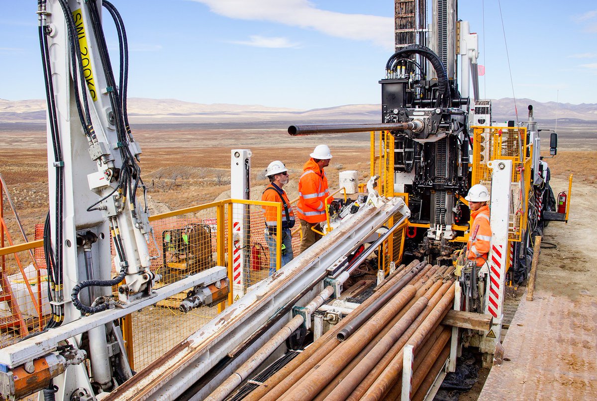 MiningMagazine's tweet photo. Boart Longyear is adding new exploration #drillrigs to its #drilling services #fleet around the world to meet the demand of expanding #exploration budgets https://t.co/HXXPO9a4TQ @BoartLongyear #mining #drillingservices #coredrilling #rodhandling #Schramm https://t.co/2XTTQHjmjT
