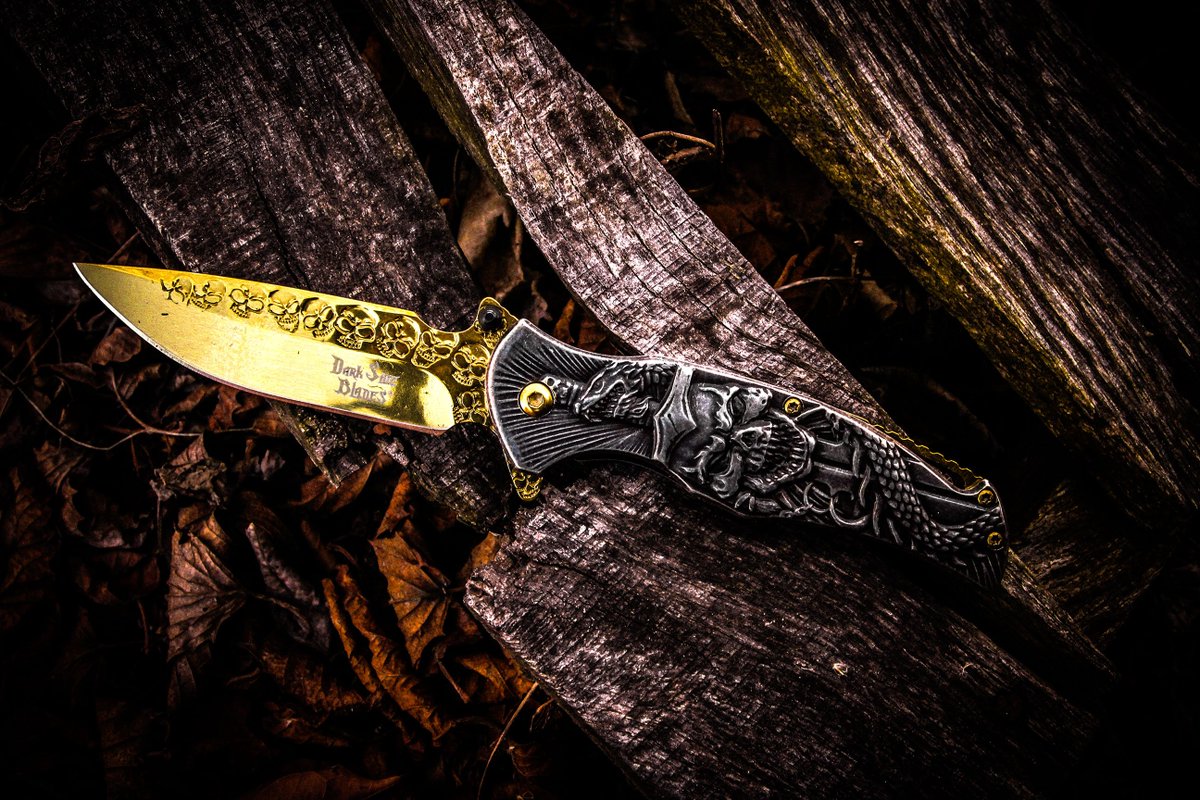 MasterCutlery's tweet photo. Dark Side Blades Spring Assisted Fantasy Sword and Skull Pocket Folder
Item # DS-A063 series
#knife #fantasy #darkside #skull #sword #springassist #springassisted #tinite #gameofthrones #knifenuts #pocketknife #edc #skeleton #bladefanatics #knifeobsession @mastercutleryllc https://t.co/DNTFUEdxNF
