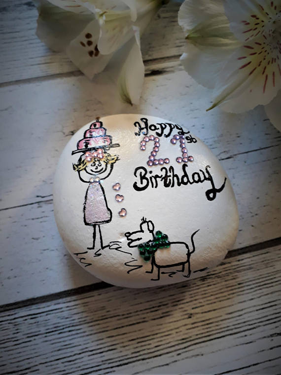 Very cute gift idea! by <a href="/pebbles4thought/">vicky rainey 🇺🇦</a>  etsy.com/uk/listing/592…